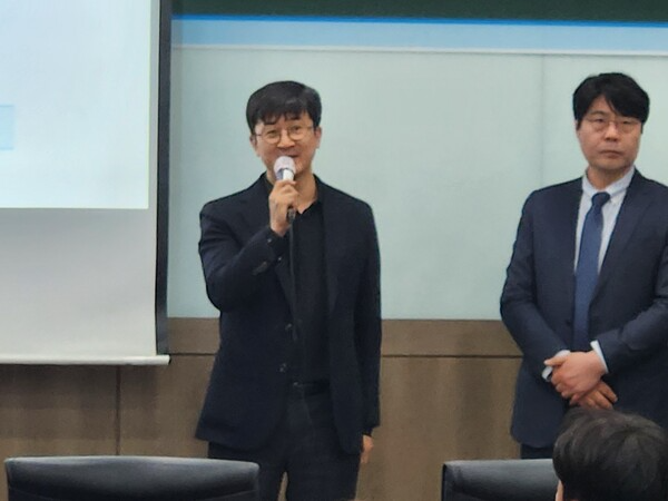 [사진: 송채홍이사(에스디에이엠씨주식회사)가 소개하고 있다.@한국도시환경헤럴드]